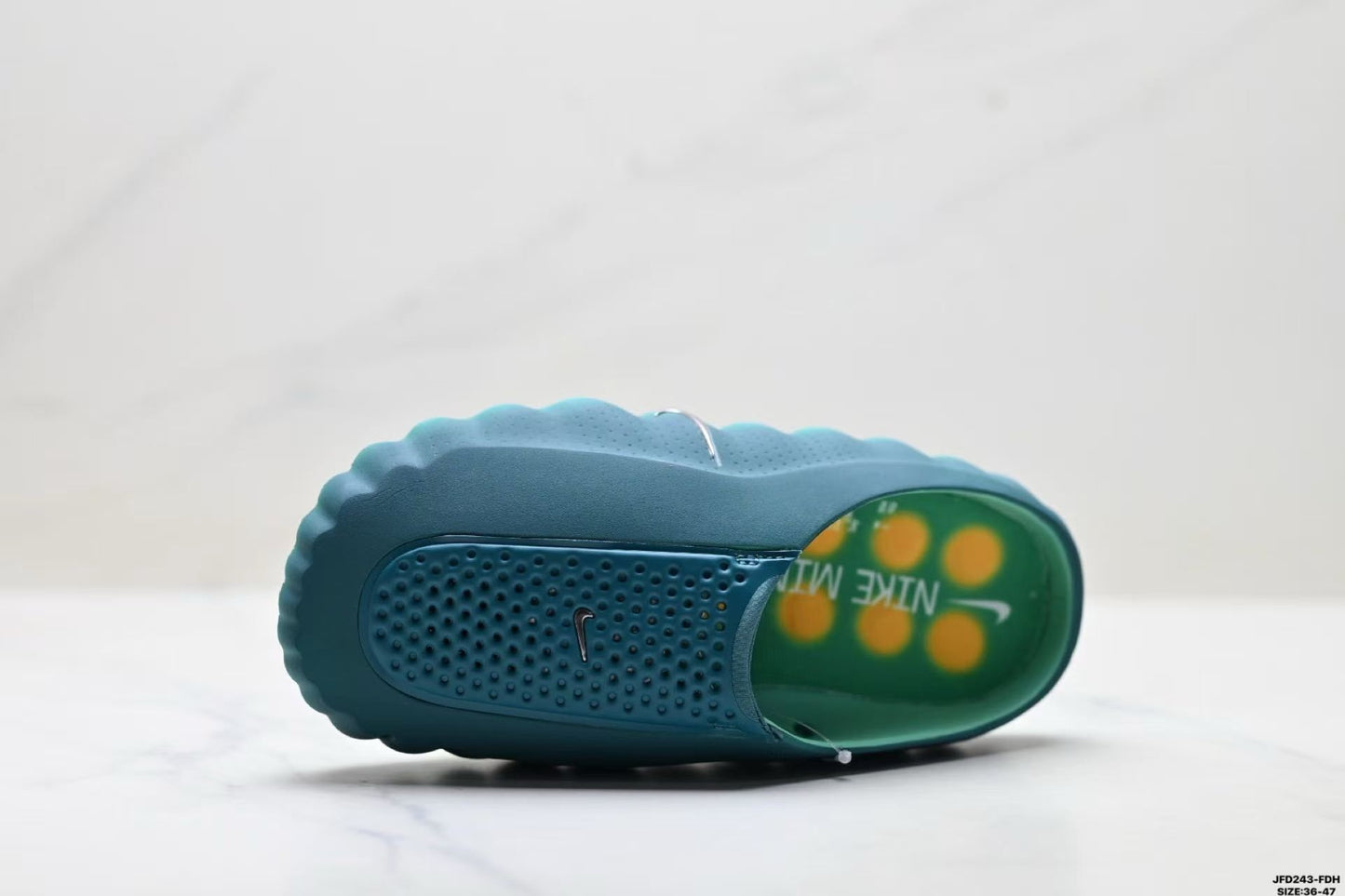 Nike mid001