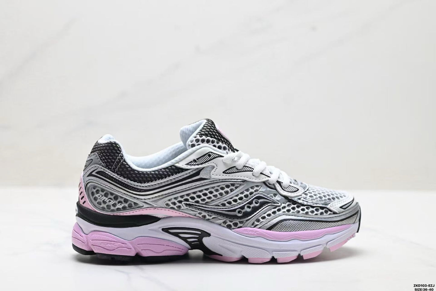Saucony